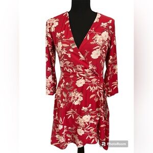 Rue 21 red floral Midi dress Size large. EUC​​